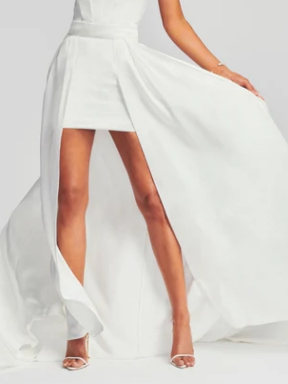 RETROFETE EVALINA WEDDING TRAIN ONLY SIZE XS